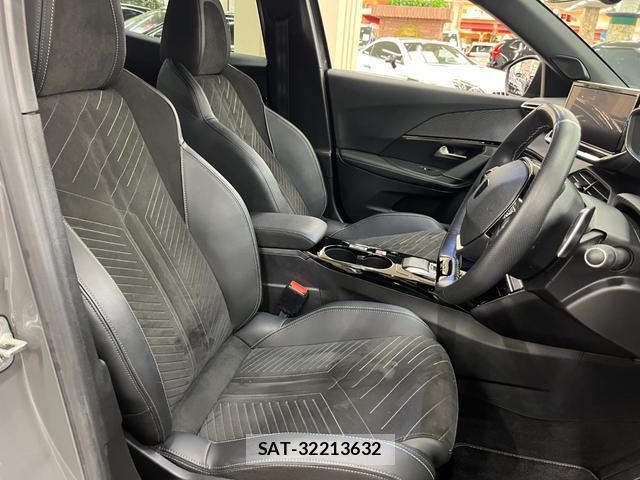 Peugeot 2008 2023-10 8330271-3