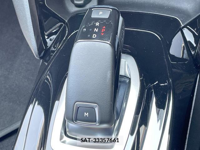 Peugeot 208 2021-04 8277071-10