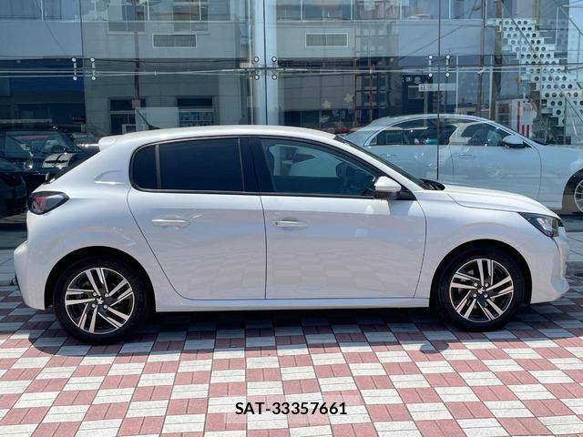 Peugeot 208 2021-04 8277071-18
