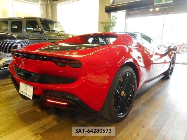 Ferrari 296 GTB 2025-09 8328861-1