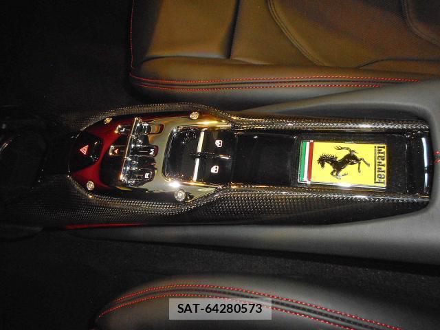 Ferrari 296 GTB 2025-09 8328861-14