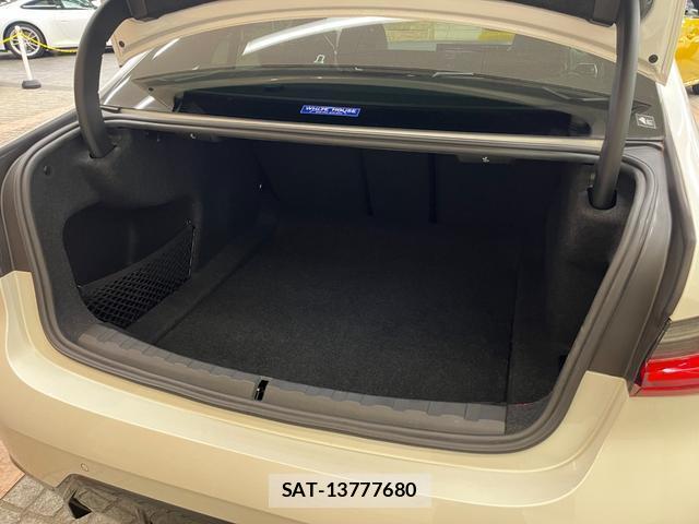 Bmw 3 SERIES 2023-06 8329904-5