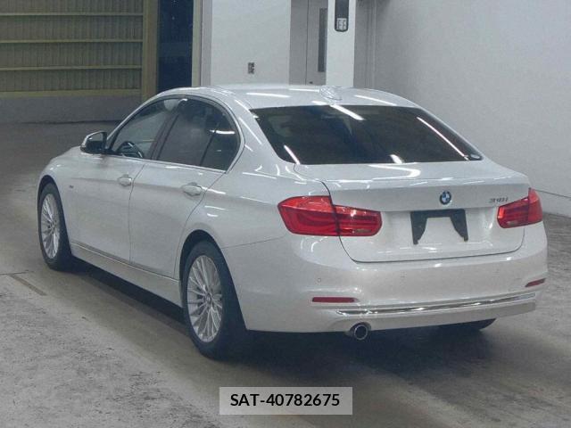 Bmw 3 SERIES 2017-09 8330094-4