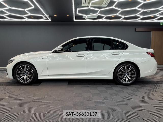Bmw 3 SERIES 2019-07 8330141-11