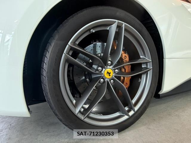 Ferrari 488 GTB 2018-07 8328158-13