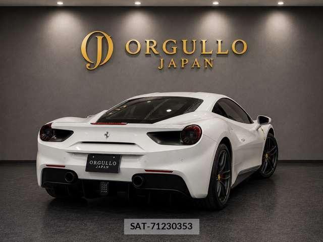 Ferrari 488 GTB 2018-07 8328158-3