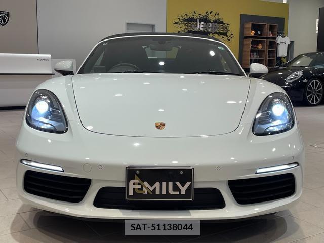 Porsche 718 Boxster 2017-09 8328712-1