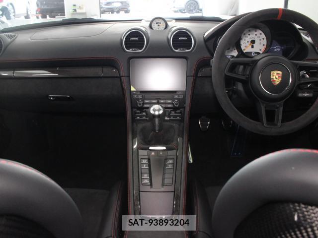 Porsche 718 Cayman 2020-03 8329204-1