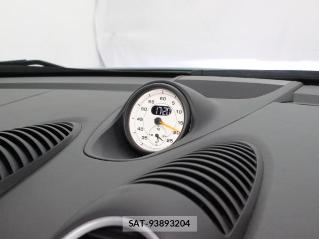 Porsche 718 Cayman 2020-03 8329204-3
