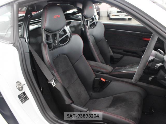 Porsche 718 Cayman 2020-03 8329204-5