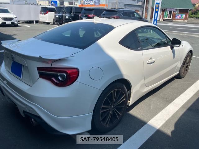 Toyota 86 2014-07 8328978-3