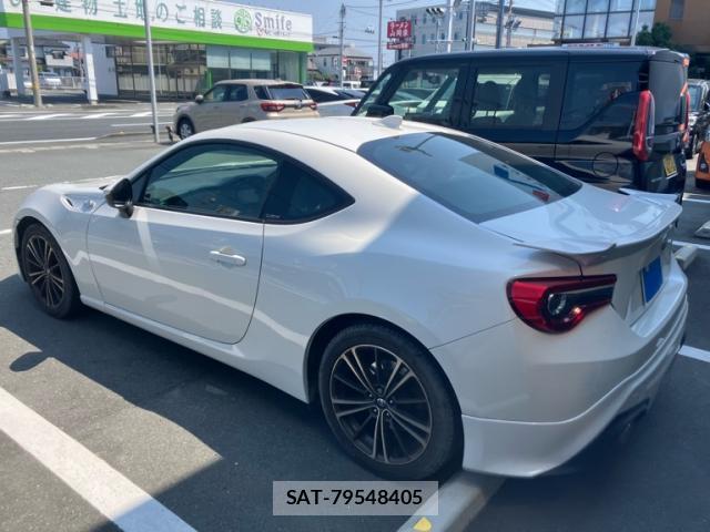 Toyota 86 2014-07 8328978-4