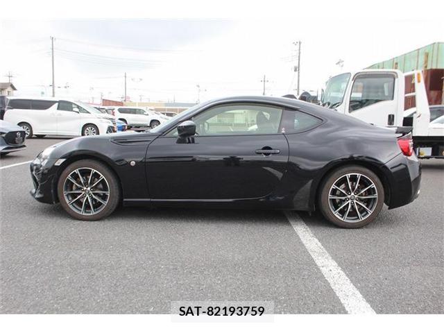 Toyota 86 2016-10 8329750-10