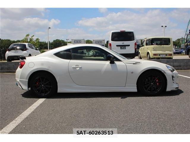 Toyota 86 2019-05 8329754-16