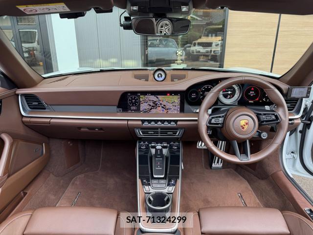 Porsche 911 2020-09 8328849-6