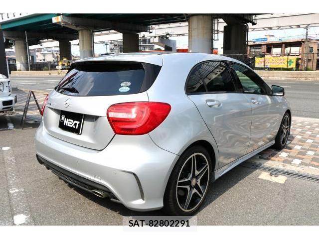 Mercedes Benz A-CLASS 2014-02 8329458-1