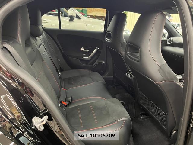 Mercedes Benz A-CLASS 2022-02 8329898-4