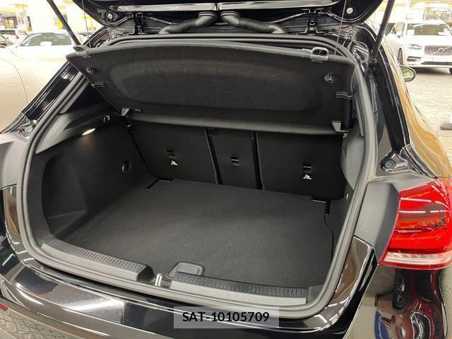 Mercedes Benz A-CLASS 2022-02 8329898-5