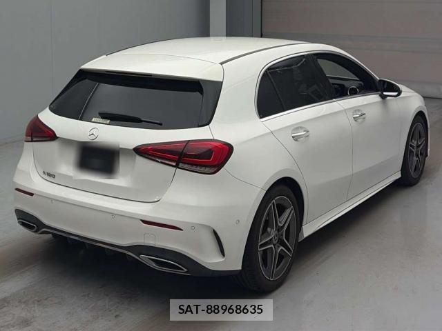 Mercedes Benz A-CLASS 2019-10 8330051-6
