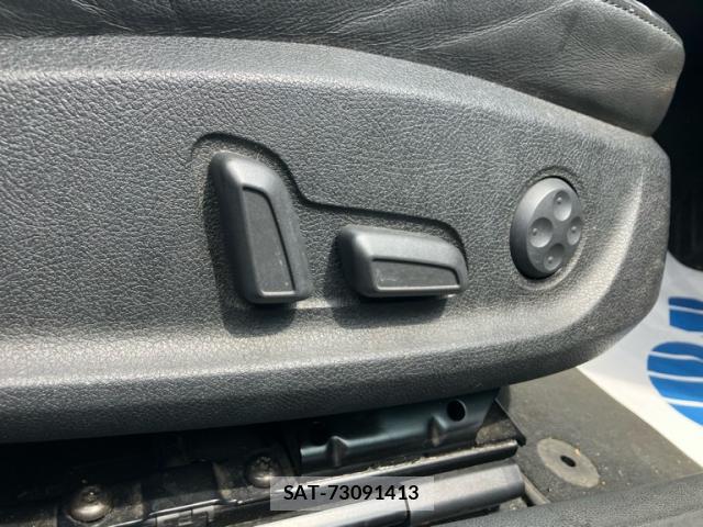 Audi A4 2009-10 8329398-17