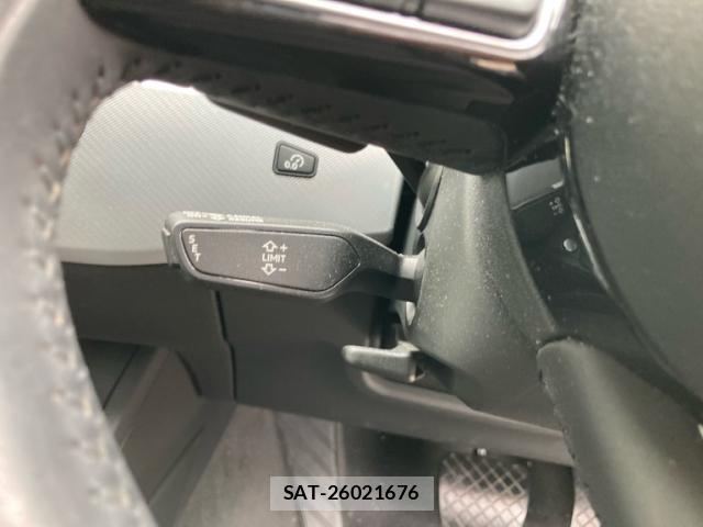 Audi A4 2017-02 8329448-14