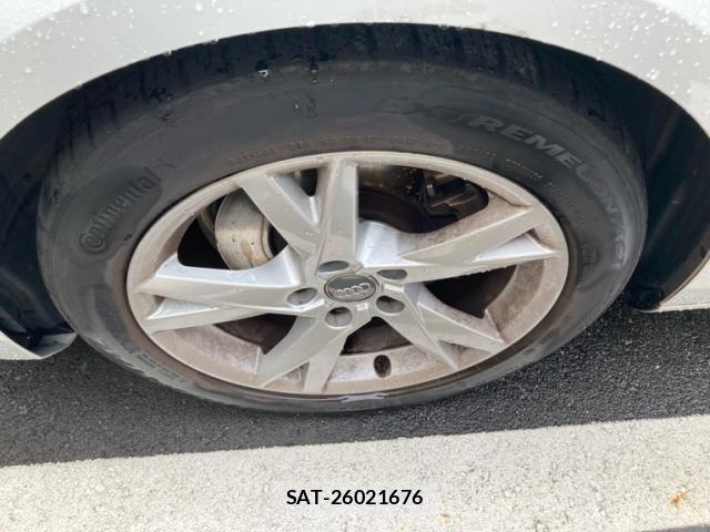 Audi A4 2017-02 8329448-4
