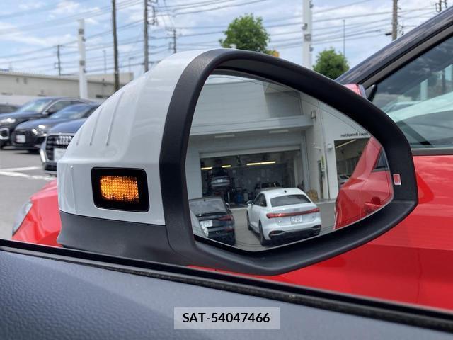 Audi A4 2023-02 8329736-10