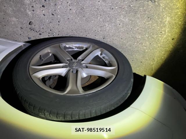 Audi A4 2013-03 8329925-3