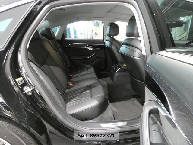 Audi A8 2020-10 8329957-16
