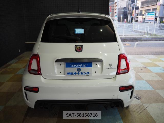 Abarth 595 2019-06 8328070-1