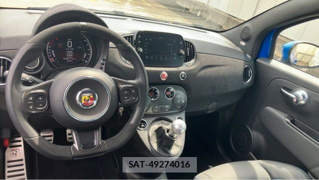 Abarth 695 2023-03 8329295-2