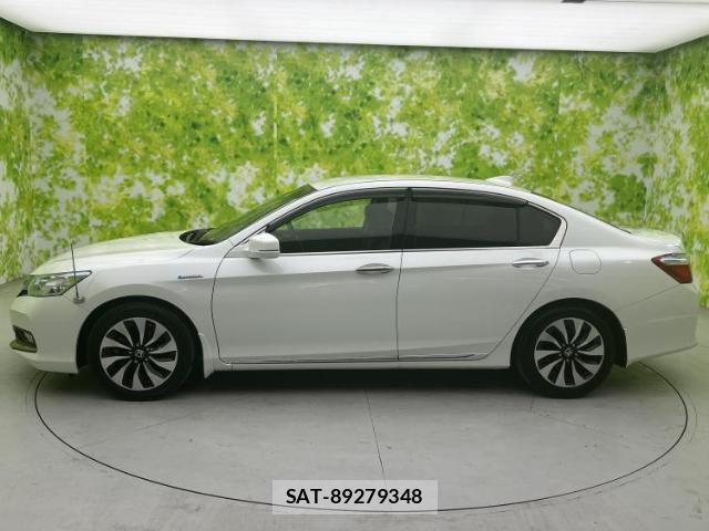 Honda ACCORD HYBRID 2014-01 8330463-1
