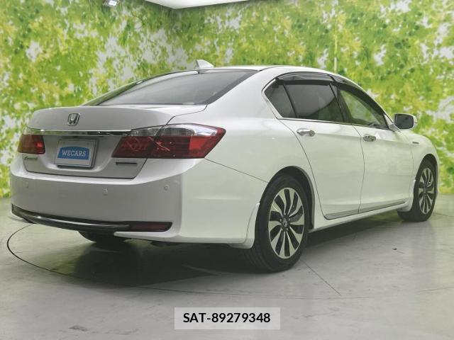 Honda ACCORD HYBRID 2014-01 8330463-2