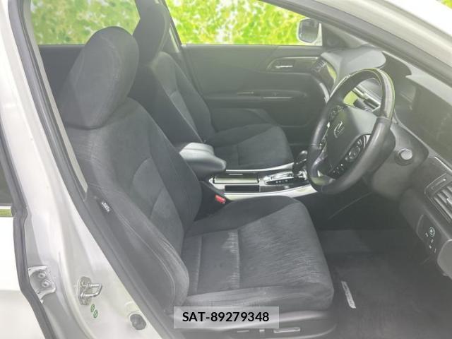 Honda ACCORD HYBRID 2014-01 8330463-3
