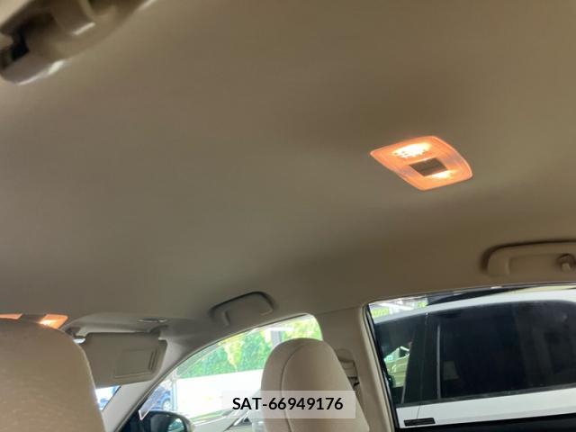 Toyota ALLION 2014-01 8328884-11
