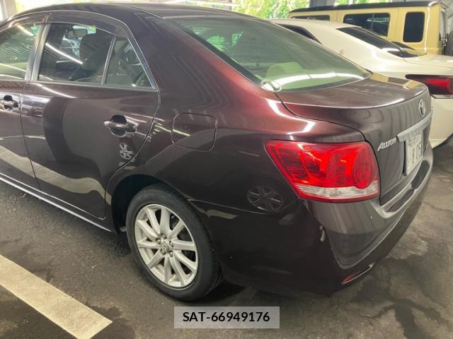 Toyota ALLION 2014-01 8328884-13