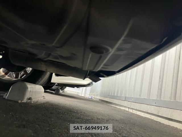 Toyota ALLION 2014-01 8328884-8