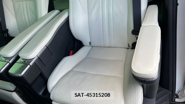 Toyota ALPHARD HYBRID 2018-05 8329305-5