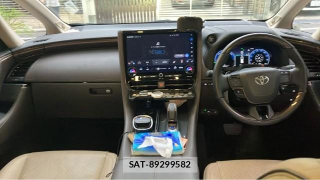 Toyota ALPHARD HYBRID 2023-08 8329310-2