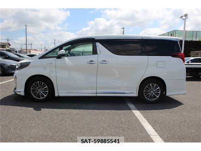 Toyota ALPHARD HYBRID 2020-02 8329760-9