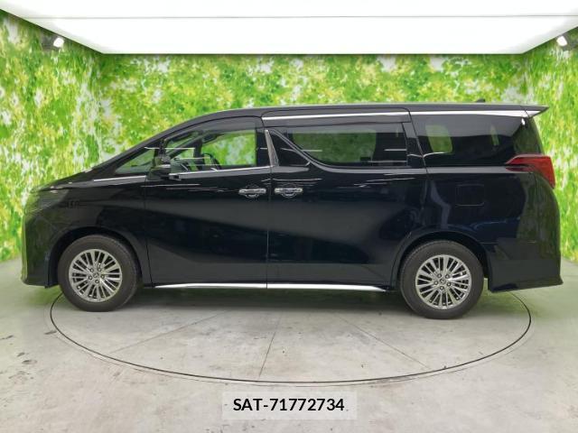 Toyota ALPHARD HYBRID 2022-03 8330580-1