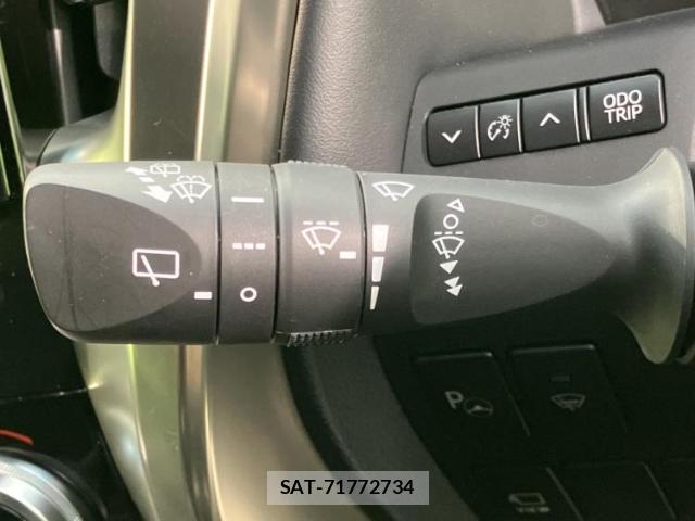 Toyota ALPHARD HYBRID 2022-03 8330580-17