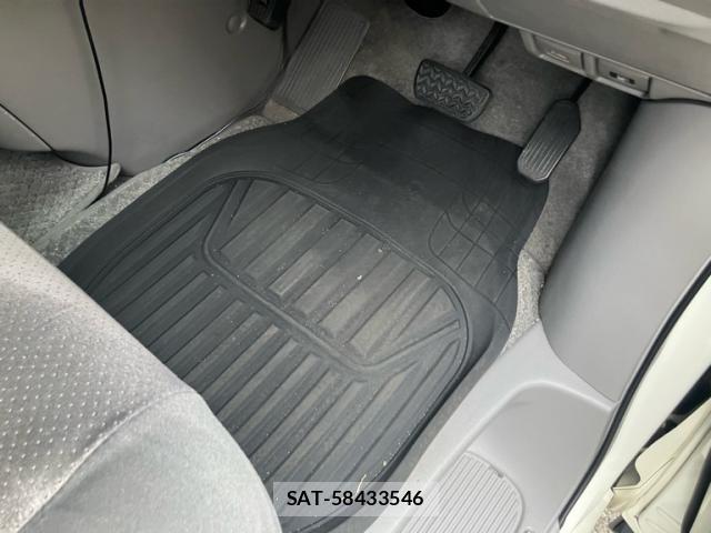 Toyota ALPHARD 2007-01 8328908-19