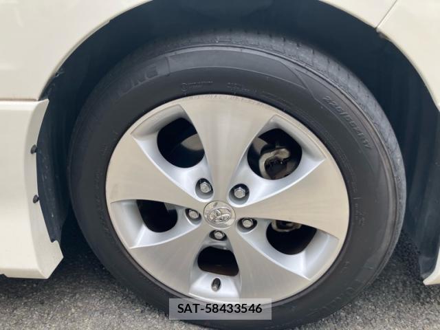 Toyota ALPHARD 2007-01 8328908-4