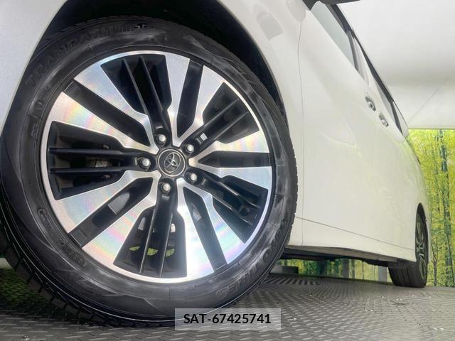 Toyota ALPHARD 2019-02 8328987-13