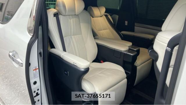 Toyota ALPHARD 2018-07 8280468-6