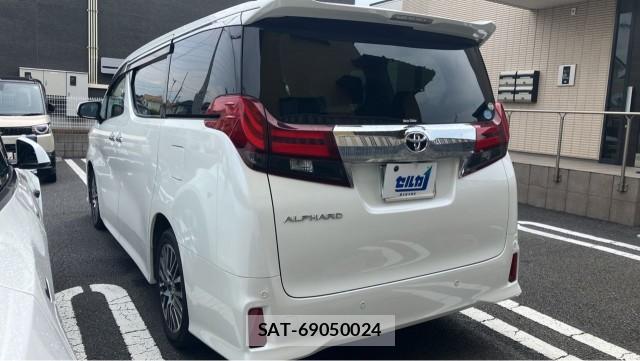 Toyota ALPHARD 2017-10 8329267-13
