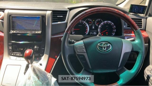 Toyota ALPHARD 2010-08 8329273-16