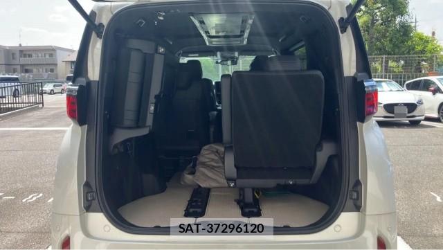 Toyota ALPHARD 2024-03 8329287-17