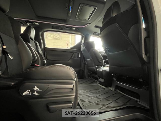 Toyota ALPHARD 2021-07 8329988-17